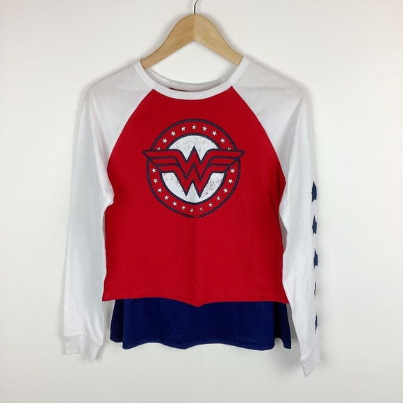 Wonder Women Tops - Wonder Woman Sporty Long Sleeve Tee With Blue Cape Costume New